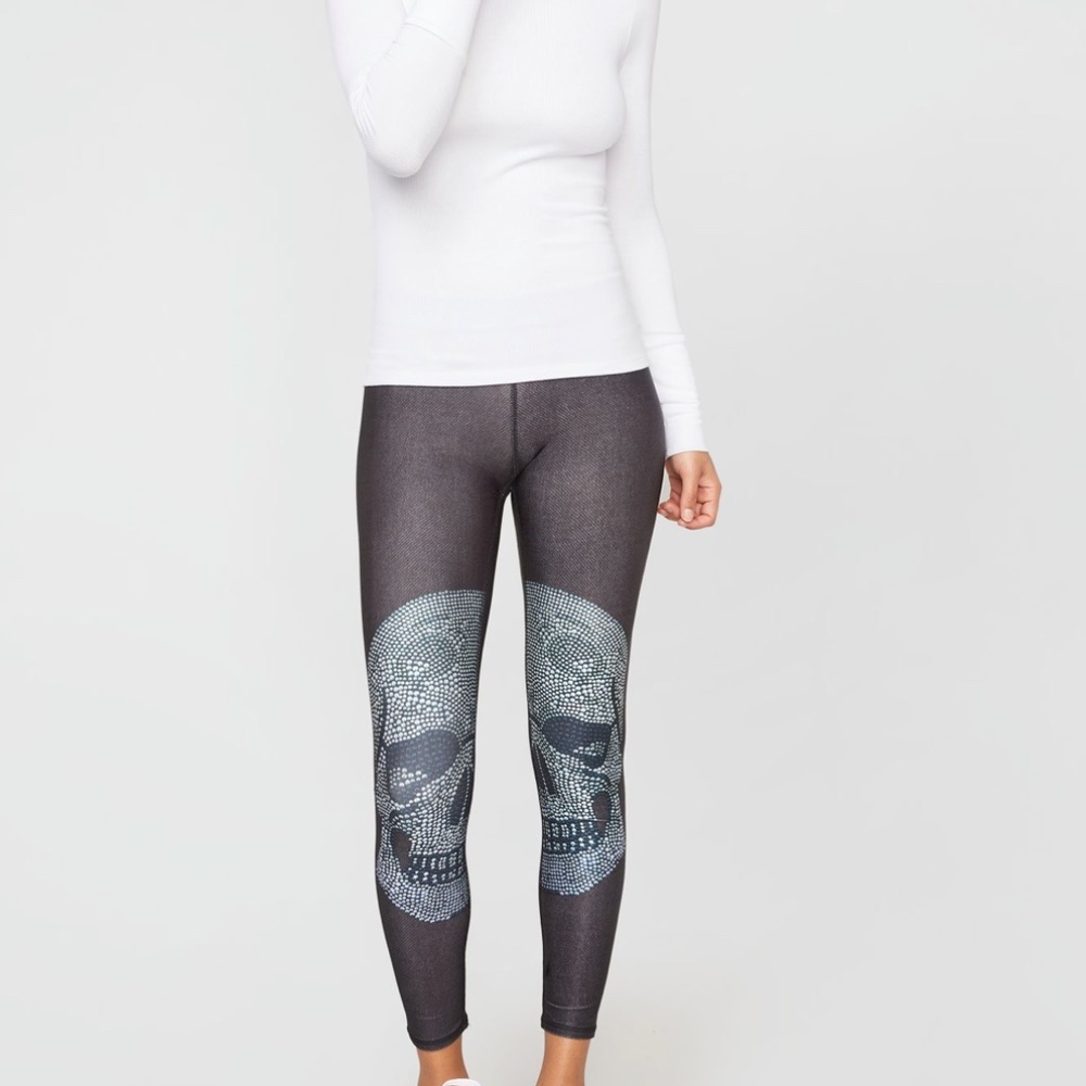 Skull legging
